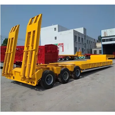 3軸ローベッドトレーラー