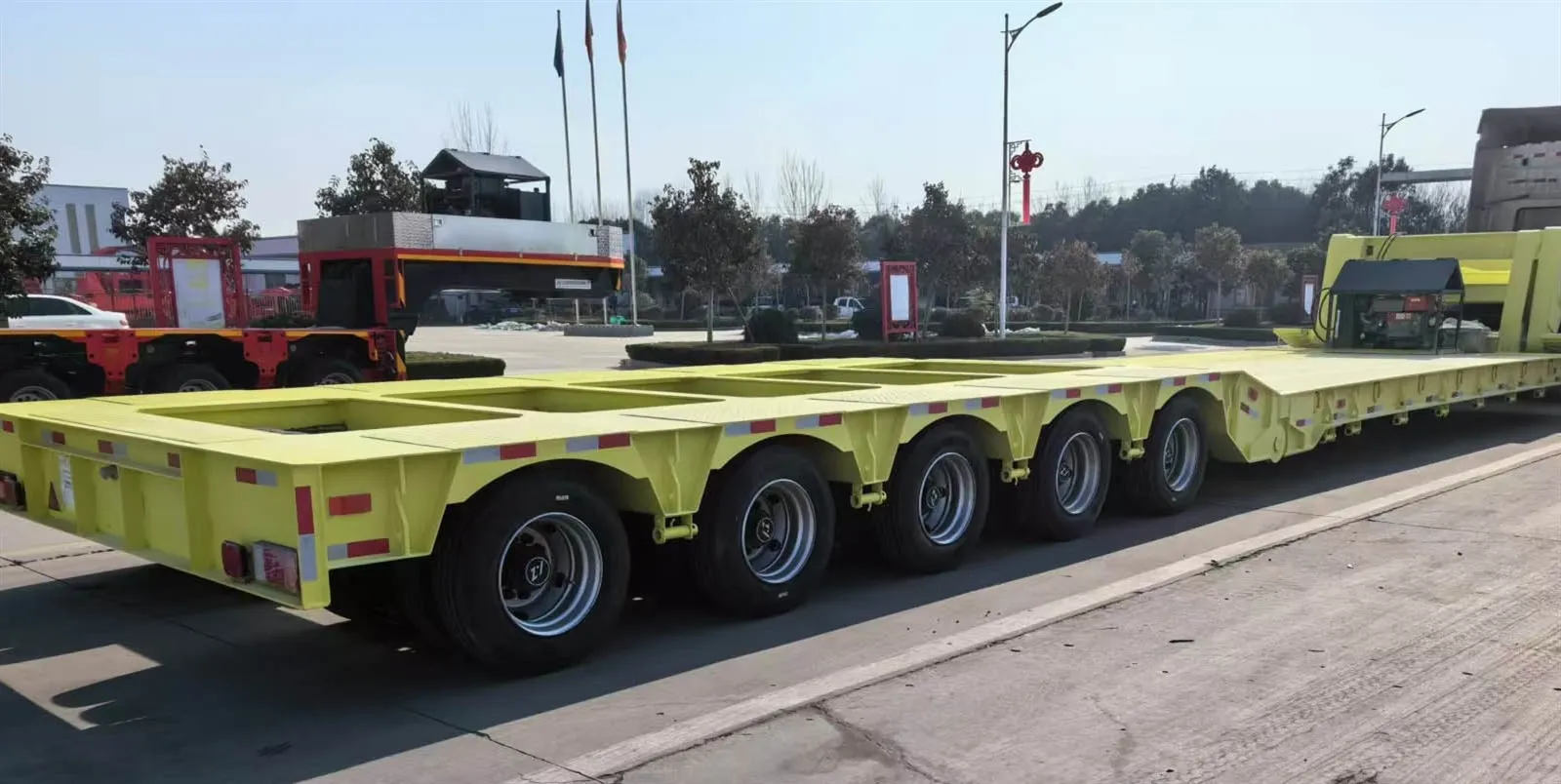 3 Axle Gooseneck Low Bed Trailer manufacturer 3 Axle Gooseneck Low Bed Trailer manufacturer